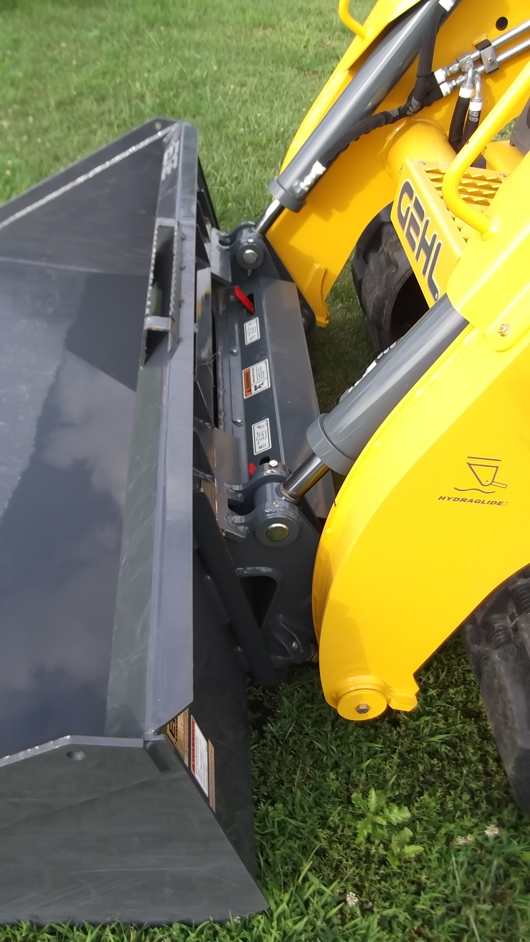 Edge Heavy Duty Bucket