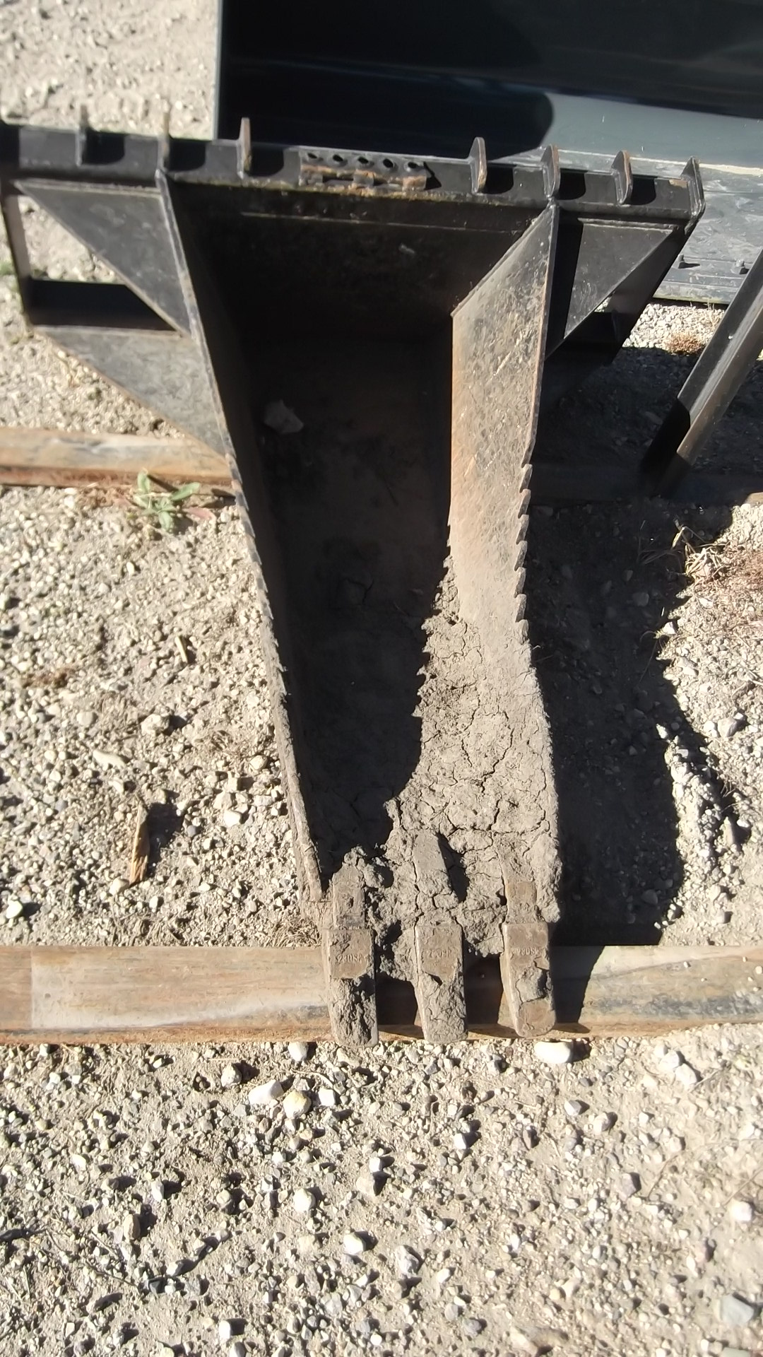 Edge Stump Removal Bucket