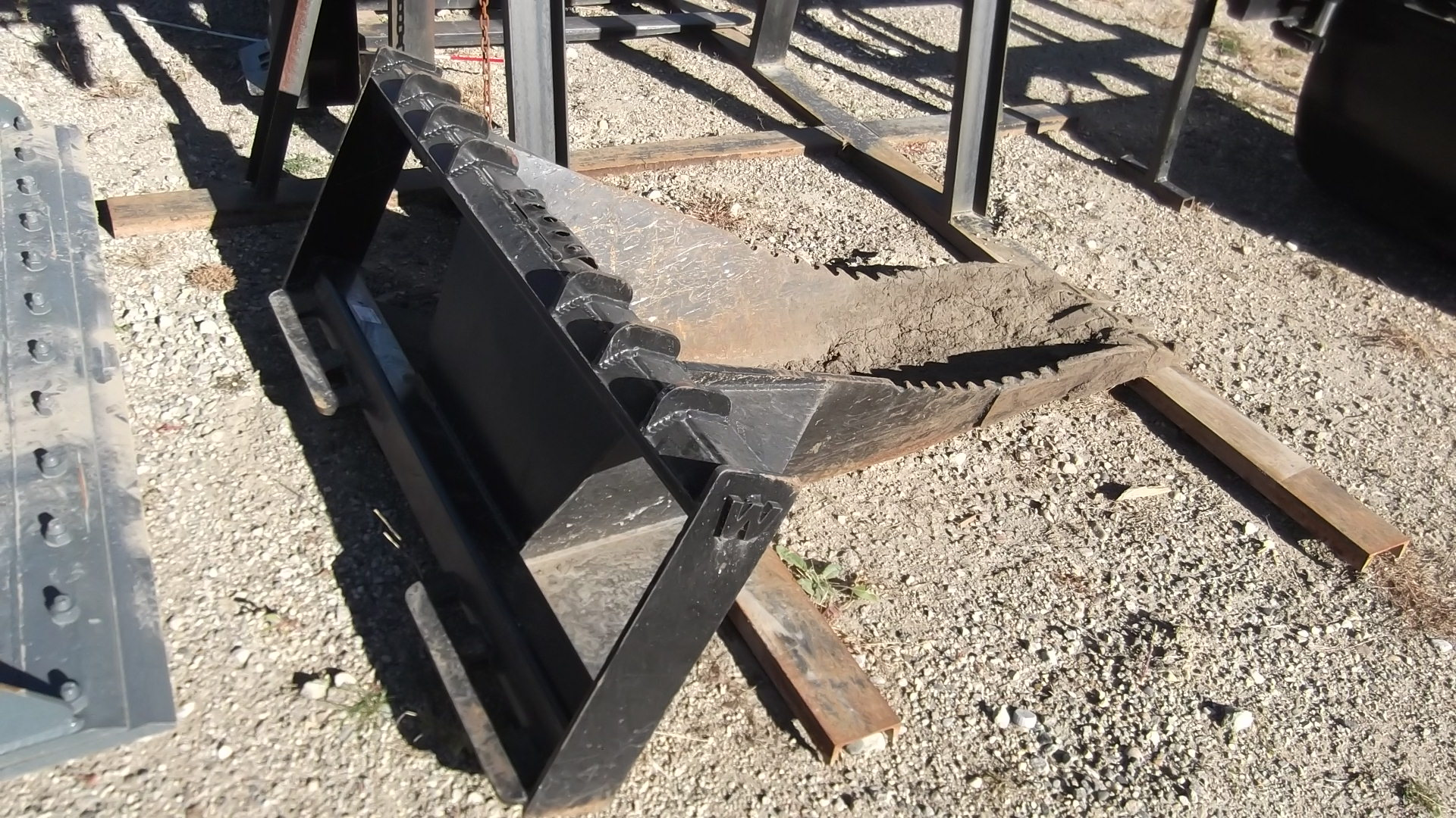 2014 Edge Stump Removal Bucket - Image 3